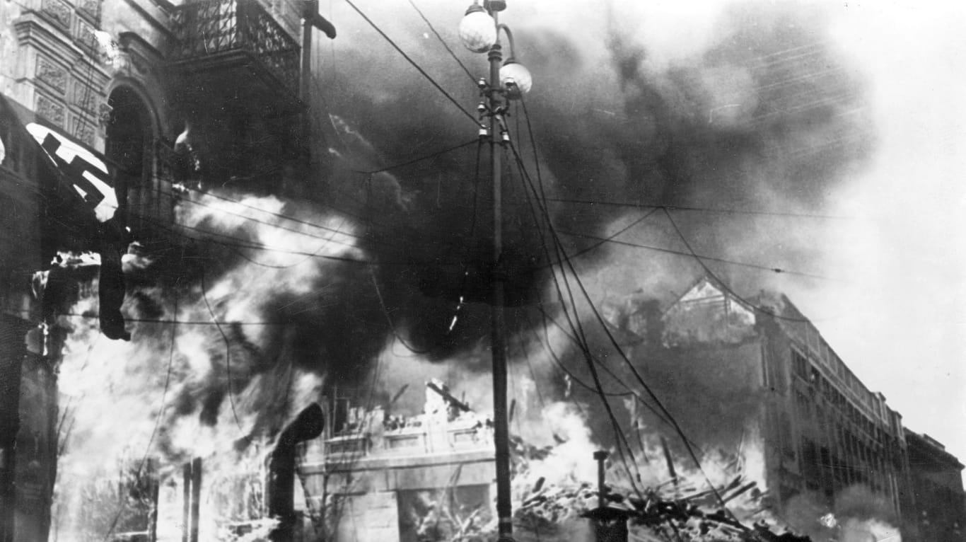 Brennendes Kiew 1941: Die Zerstörung der Stadt im Zweiten Weltkrieg war gewaltig.