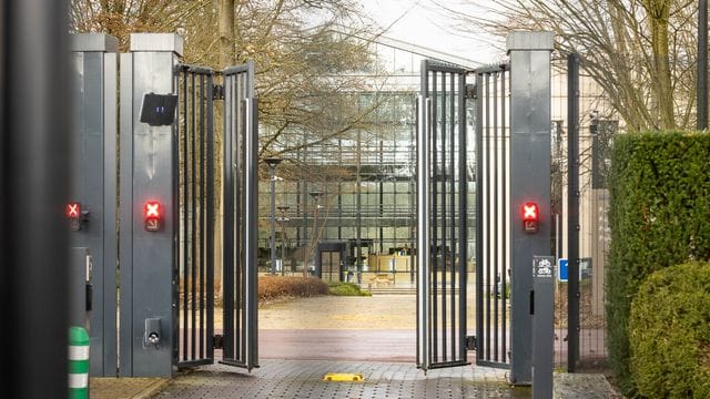 Der Hauptsitz des Banken-Kommunikationsnetzwerks Swift (Society for Worldwide Interbank Financial Telecommunication) in der Nähe von Brüssel. Der Hauptsitz des Banken-Kommunikationsnetzwerks Swift (Society for Worldwide Interbank Financial Telecommunication) in der Nähe von Brüssel.