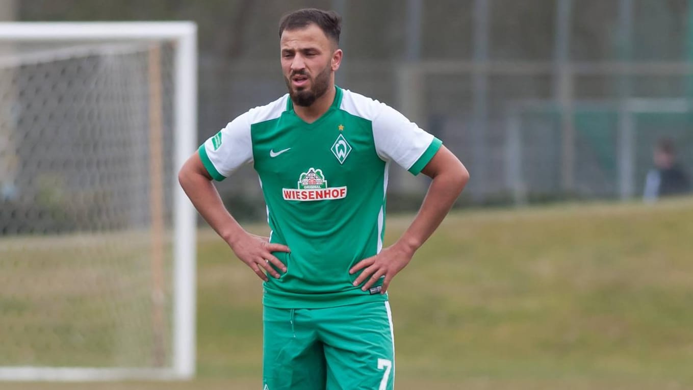 Sitzt in der Ukraine fest: Abdullah Dogan spielte unter anderem auch bei Werder Bremen. Sitzt in der Ukraine fest: Abdullah Dogan spielte unter anderem auch bei Werder Bremen.