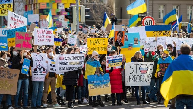 Ukraine-Konflikt - Demonstration in Stuttgart Ukraine-Konflikt - Demonstration in Stuttgart