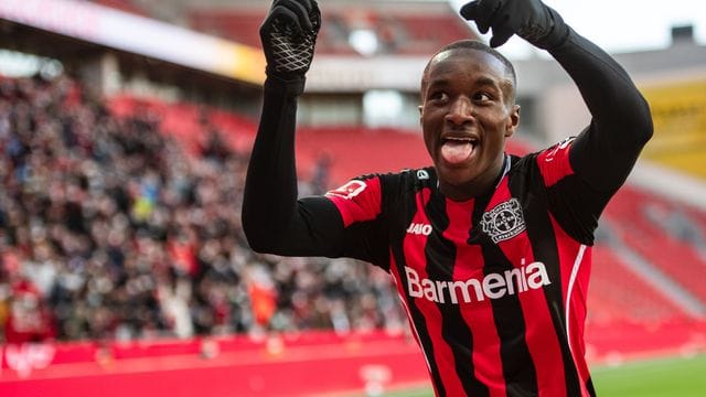 Leverkusens Moussa Diaby präsentiert sich in diesem Jahr in Topform. Leverkusens Moussa Diaby präsentiert sich in diesem Jahr in Topform.
