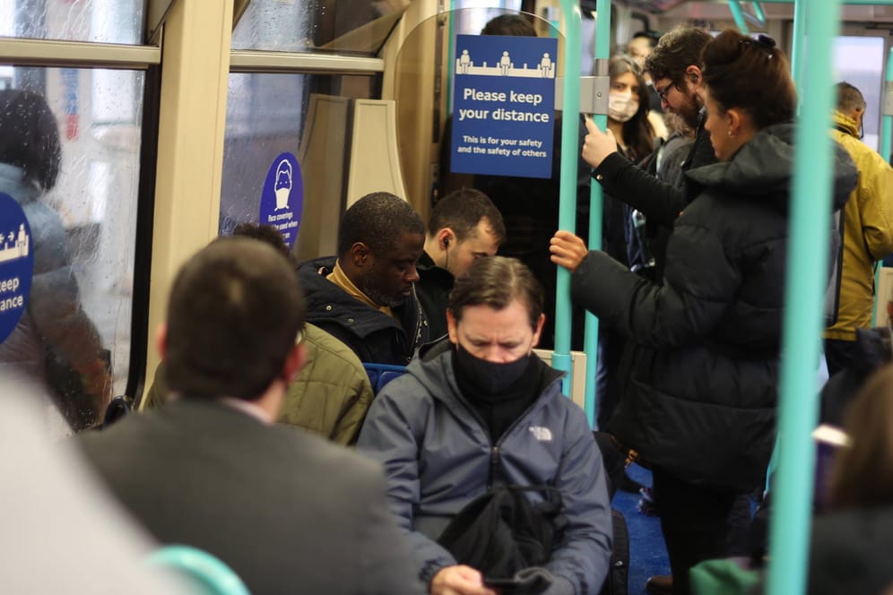 U-Bahn in London: Wie stark sich Deltakron ausbreiten wird, ist noch völlig unklar.