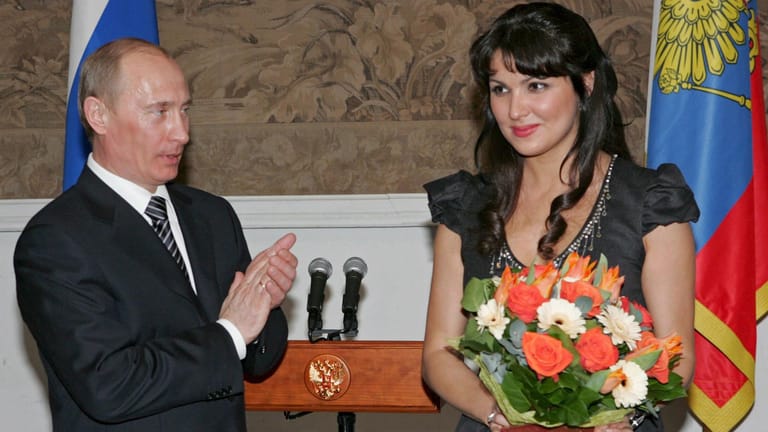 Wladimir Putin und Anna Netrebko: Die Opernsängerin gilt als Anhängerin des russischen Präsidenten.