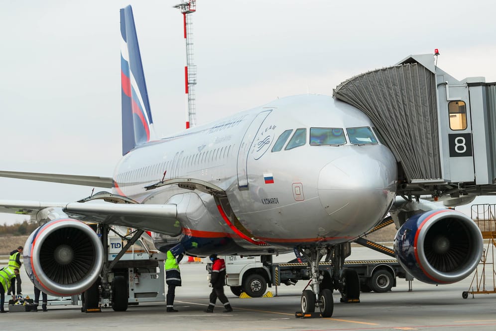 Eine russische Aeroflot-Maschine (Archivbild): Den deutschen Luftraum darf sie ab sofort nicht mehr nutzen.