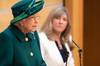 Königin Elizabeth: Die Queen hat sich mit dem Coronavirus infiziert.