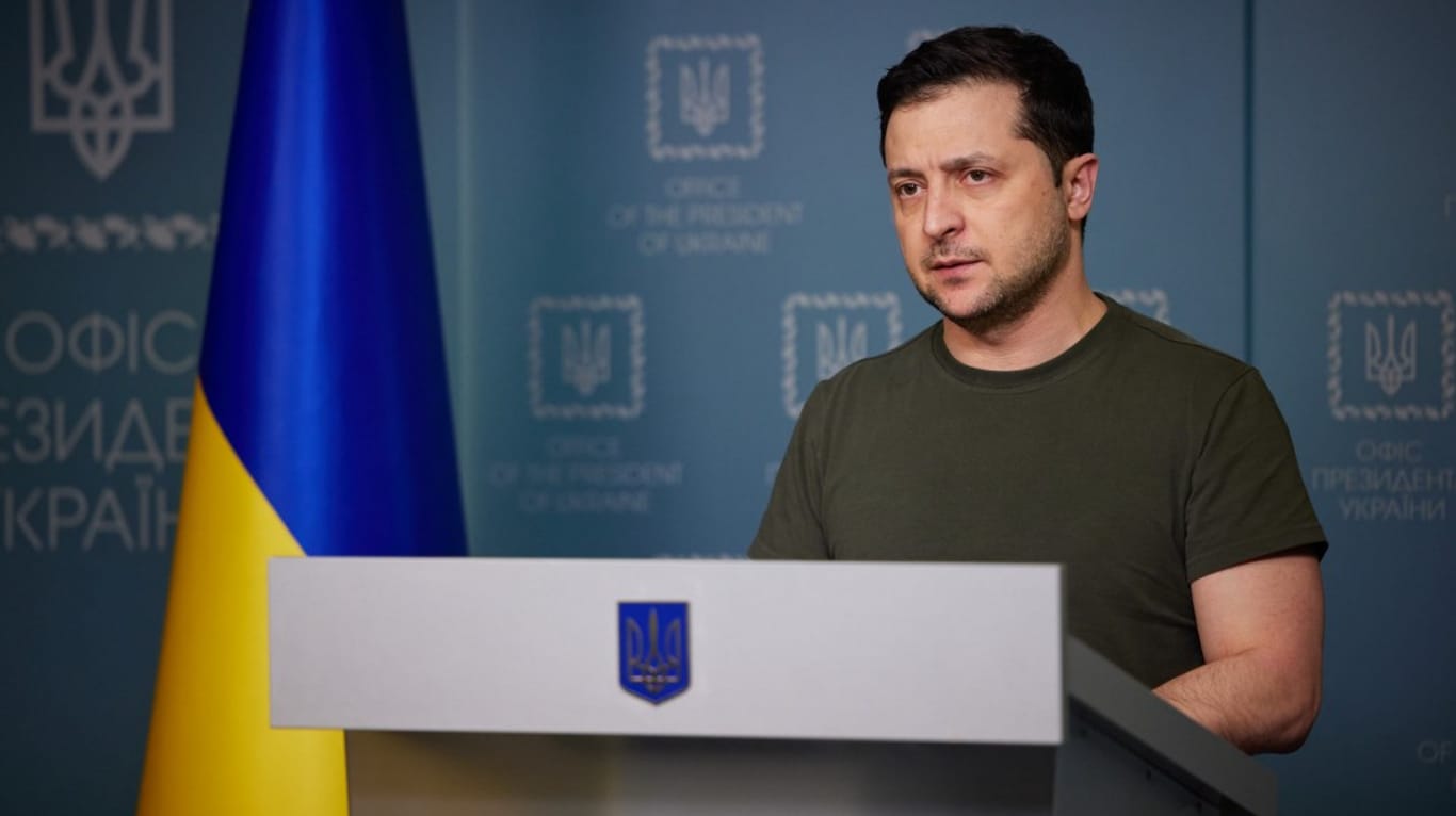 Der ukrainische Präsident Selenskyj richtet sich in einer weiteren Ansprache an die Ukrainer.