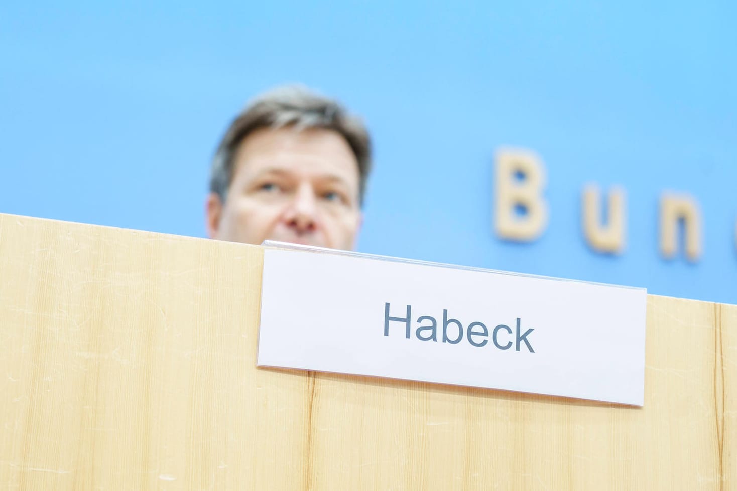 Bundeswirtschaftsminister Robert Habeck: "Den Gashunger möglichst zu reduzieren" wäre der wichtigste Schritt, sollten russische Gaslieferungen ausfallen.