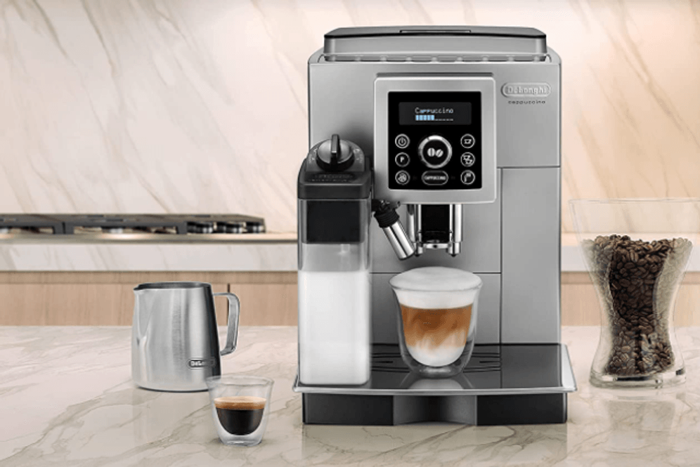 Der De'Longhi-Kaffeevollautomat ECAM 23.460.SB ist heute bei Amazon radikal reduziert.