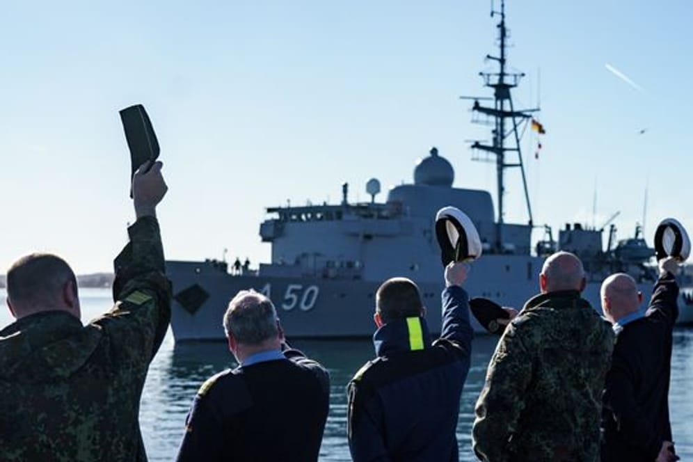 Ukraine Konflikt - Auslaufen Marine-Aufklärungsschiff "Alster"