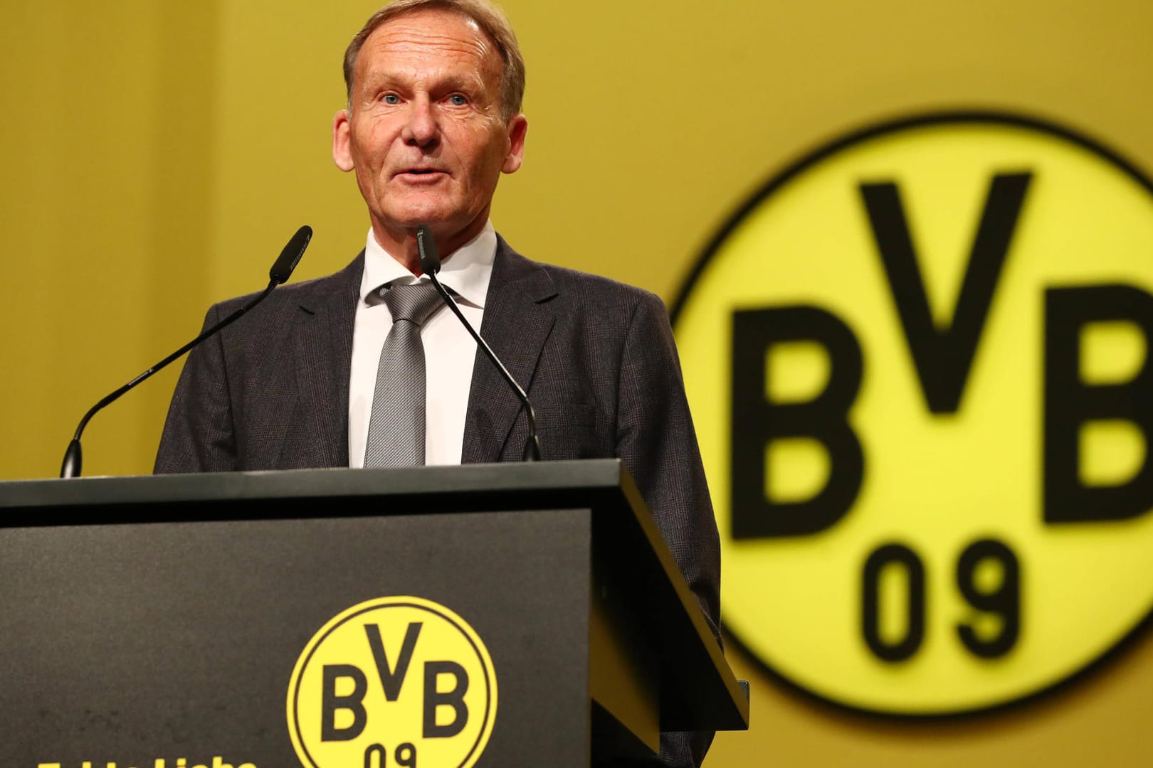 BVB-Geschäftsführer Watzke: Partnerschaft mit Sponsor verlängert.