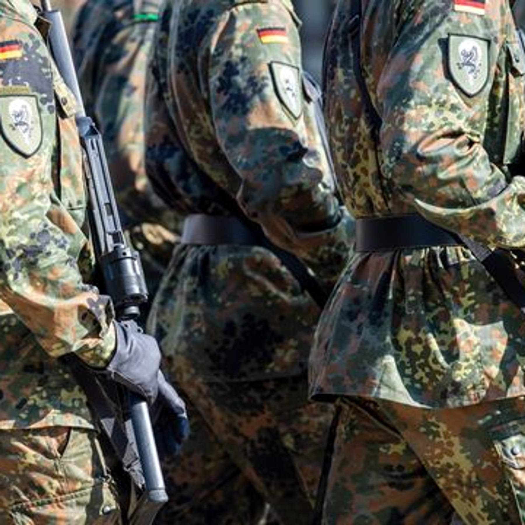 Wie trete ich der Bundeswehr bei?