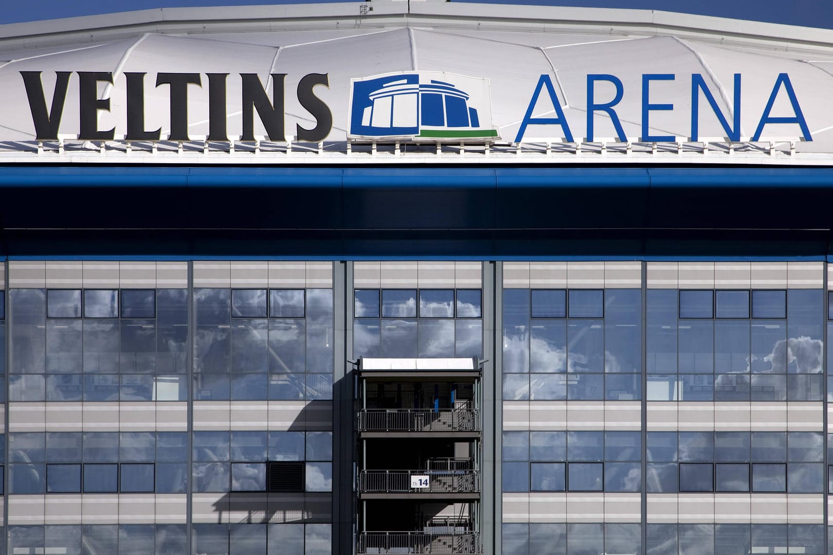 Die Veltins Arena: Der Namingright-Sponsor Veltins hat dem Klub eine Absage erteilt.