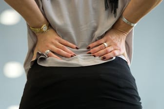 Einer Studie zufolge werden Patienten mit Rückenschmerzen zu oft geröntgt.