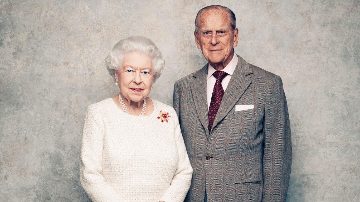 Königin Elizabeth und Prinz Philip: Das royale Ehepaar feiert seinen 70. Hochzeitstag.