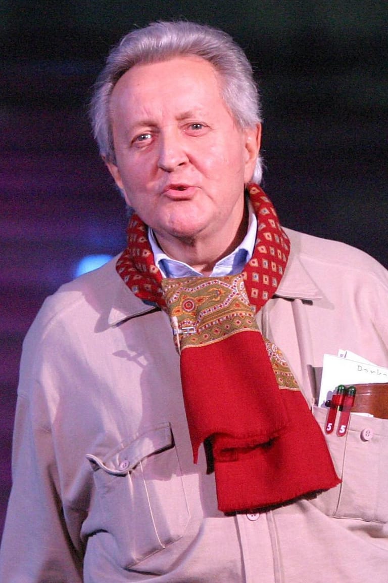 Schauspieler Lutz Jahoda: 1961 spielte er eine der Hauptrollen im Kinofilm "Das verhexte Fischerdorf" und wirkte seitdem auch in zahlreichen TV-Produktionen mit. 1972 bekam er seine eigene Fernsehsendung "Mit Lutz und Liebe". 1983 wurde er zum "Fernsehliebling" gewählt.