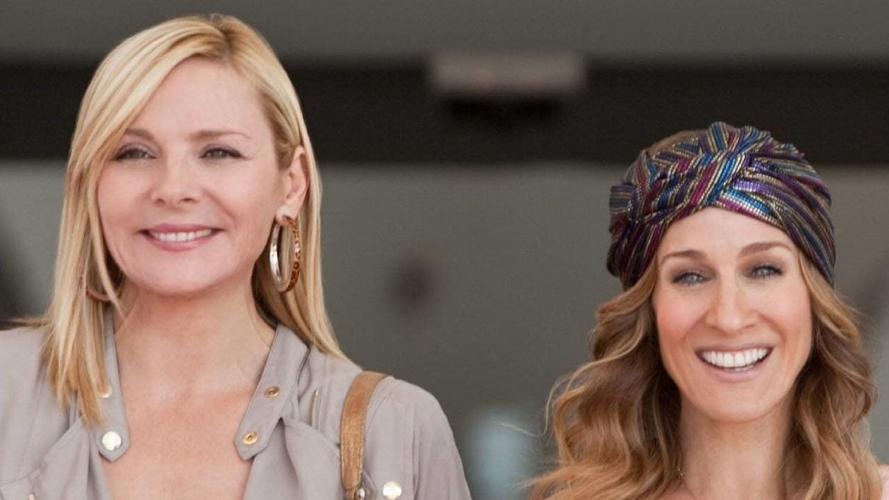 Sarah Jessica Parker und Kim Cattrall: In "Sex and the City" mimen sie beste Freundinnen, doch im realen Leben soll es alles andere als harmonisch zugegangen sein. Eifersucht und Missgunst führten zum Zickenkrieg zwischen den beiden Schauspielerinnen.