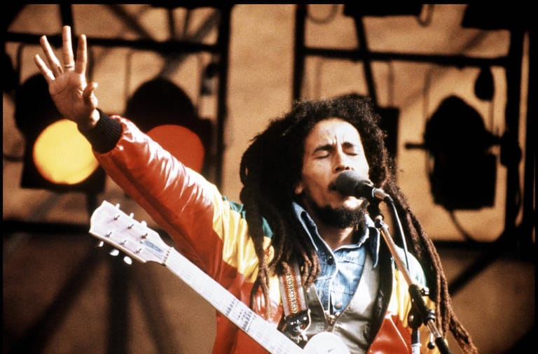 Bob Marley: Reggae in Perfektion – Ihm ist sein Platz in der ewigen Bestenliste der Rockmusik sicher.