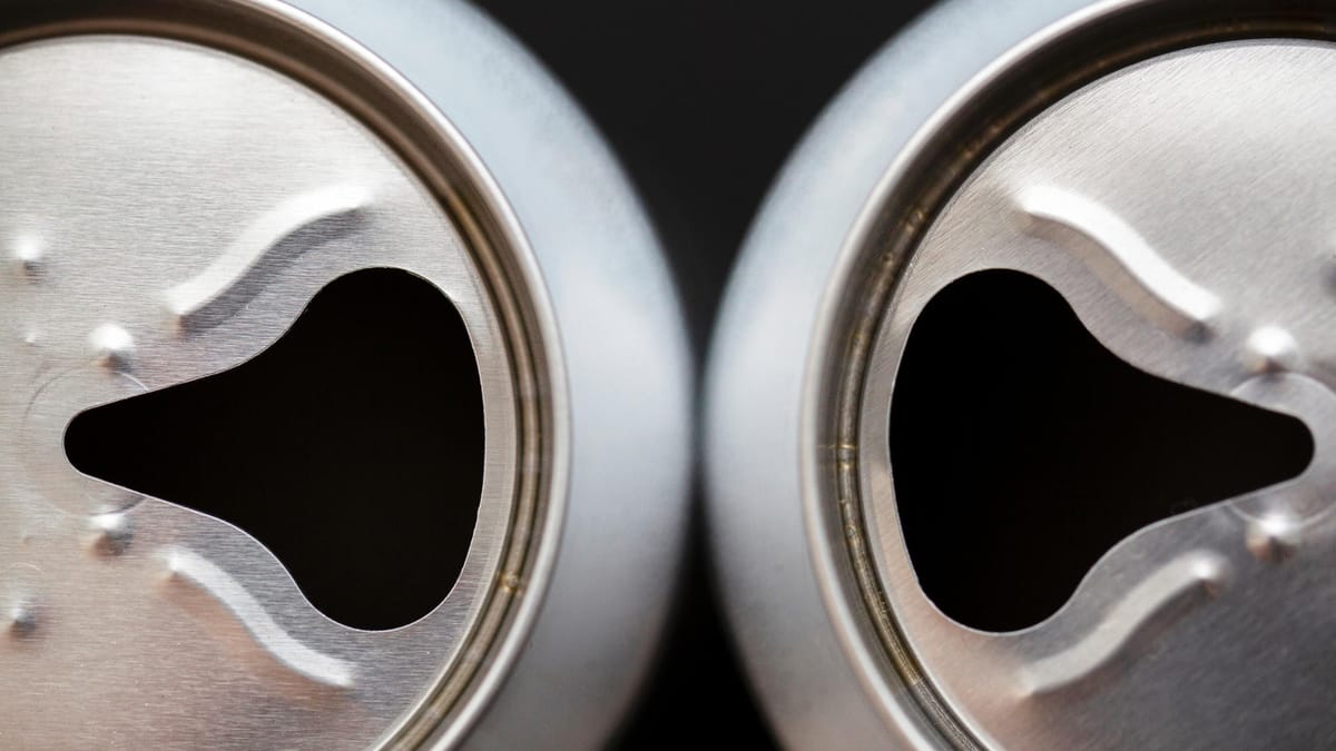 Getränkedose ohne Lasche öffnen? So geht's ganz einfach