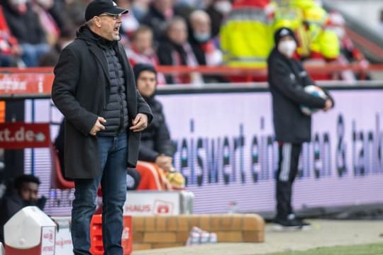 "Das wird ein ganz schweres Spiel für uns", sagt Unions Trainer Urs Fischer vor der Partie gegen St.