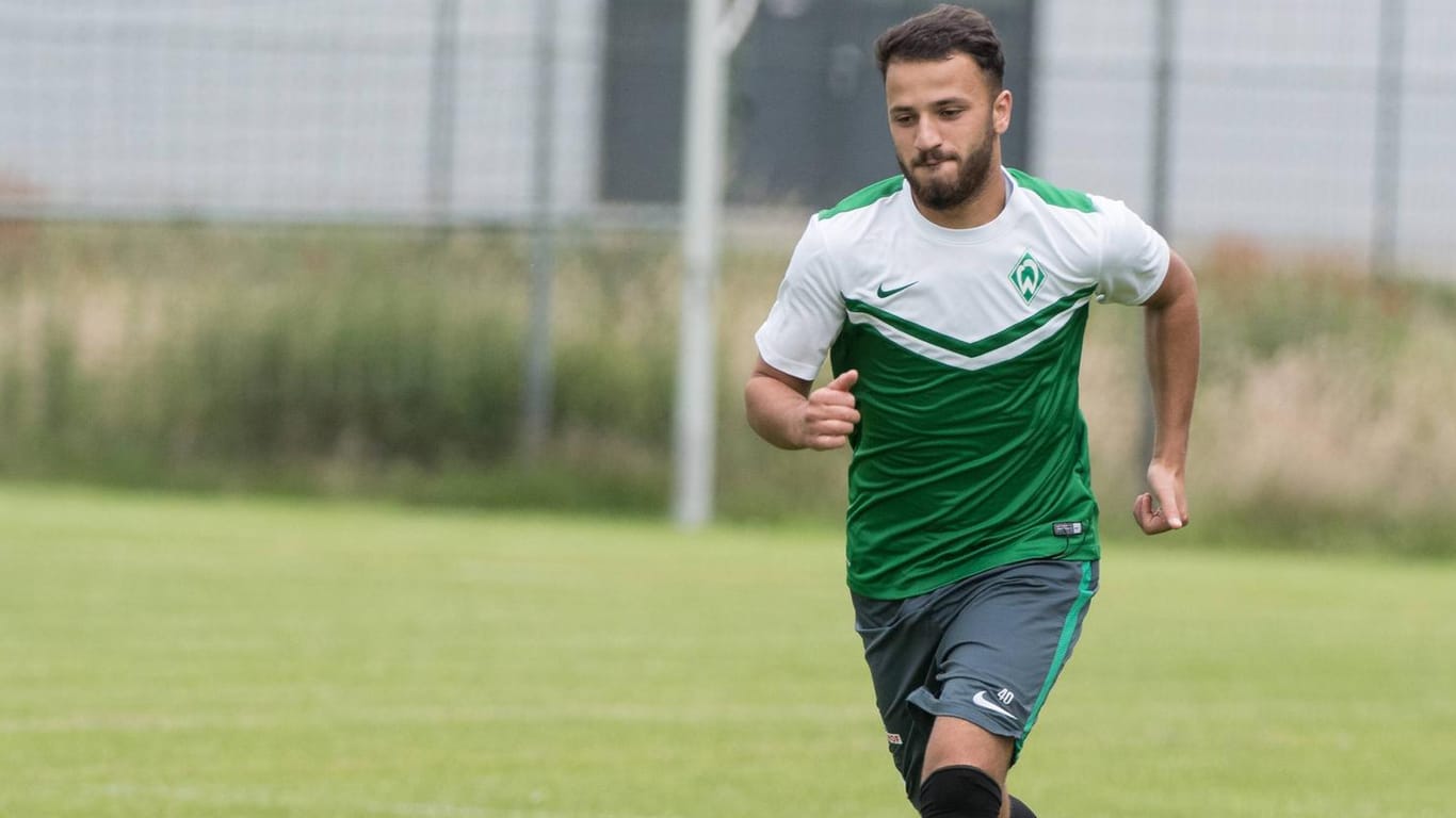 Abdullah Dogan, Ex-Spieler des Werder Bremen (Archivbild): Der 25-Jährige flüchtete mit dem Zug nach Rumänien.