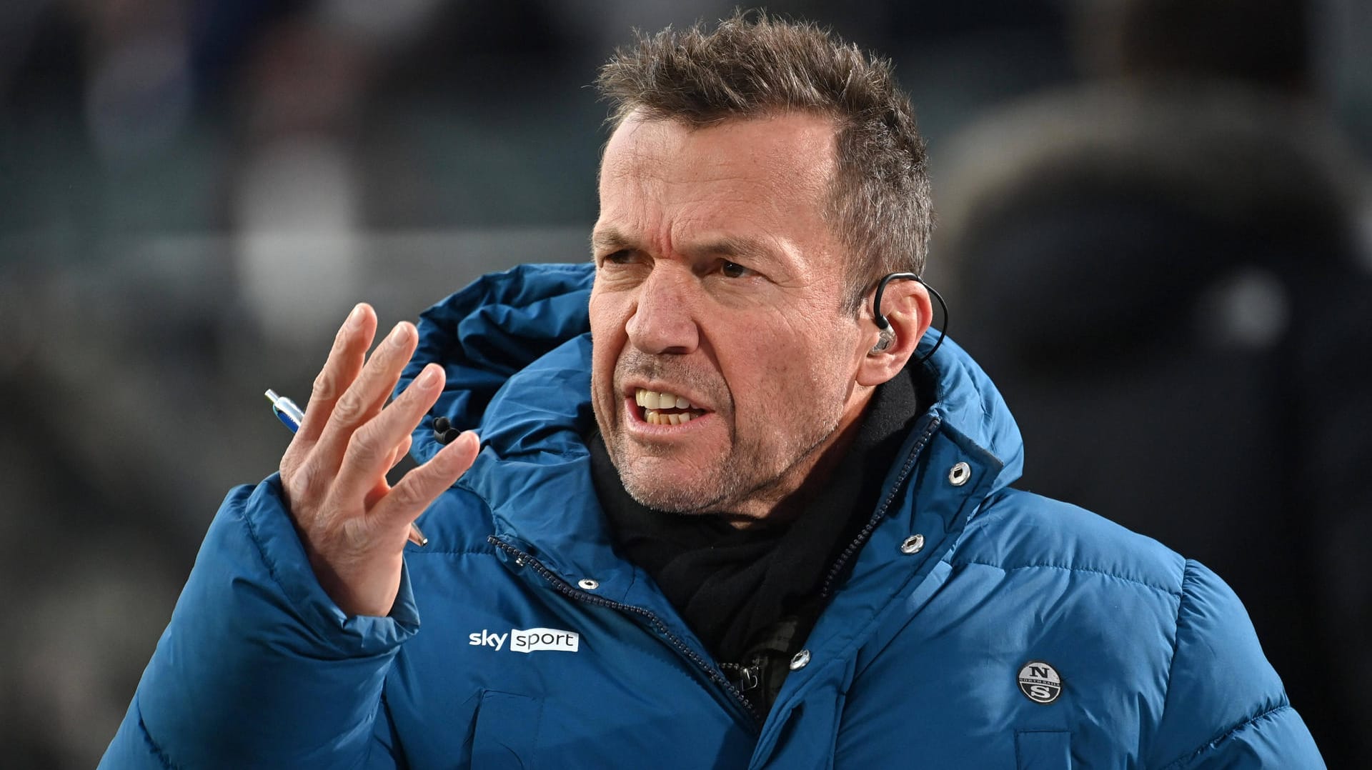 TV-Experte Lothar Matthäus findet deutliche Worte in Richtung Borussia Dortmund. TV-Experte Lothar Matthäus findet deutliche Worte in Richtung Borussia Dortmund.
