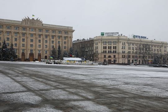 Ein zentraler Platz in Charkiw im Nordosten der Ukraine.