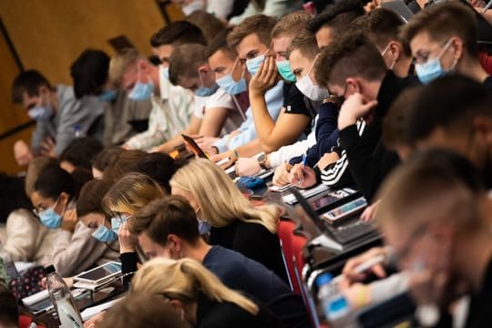 An Universitäten und Hochschulen im Norden sollen Vorlesungen im Sommersemester wieder in Präsenz abgehalten werden.