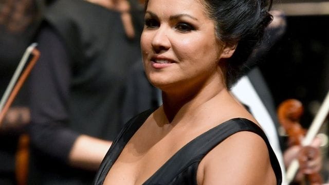 Opernsängerin Anna Netrebko zieht sich vorläufig aus dem Konzertleben zurück.