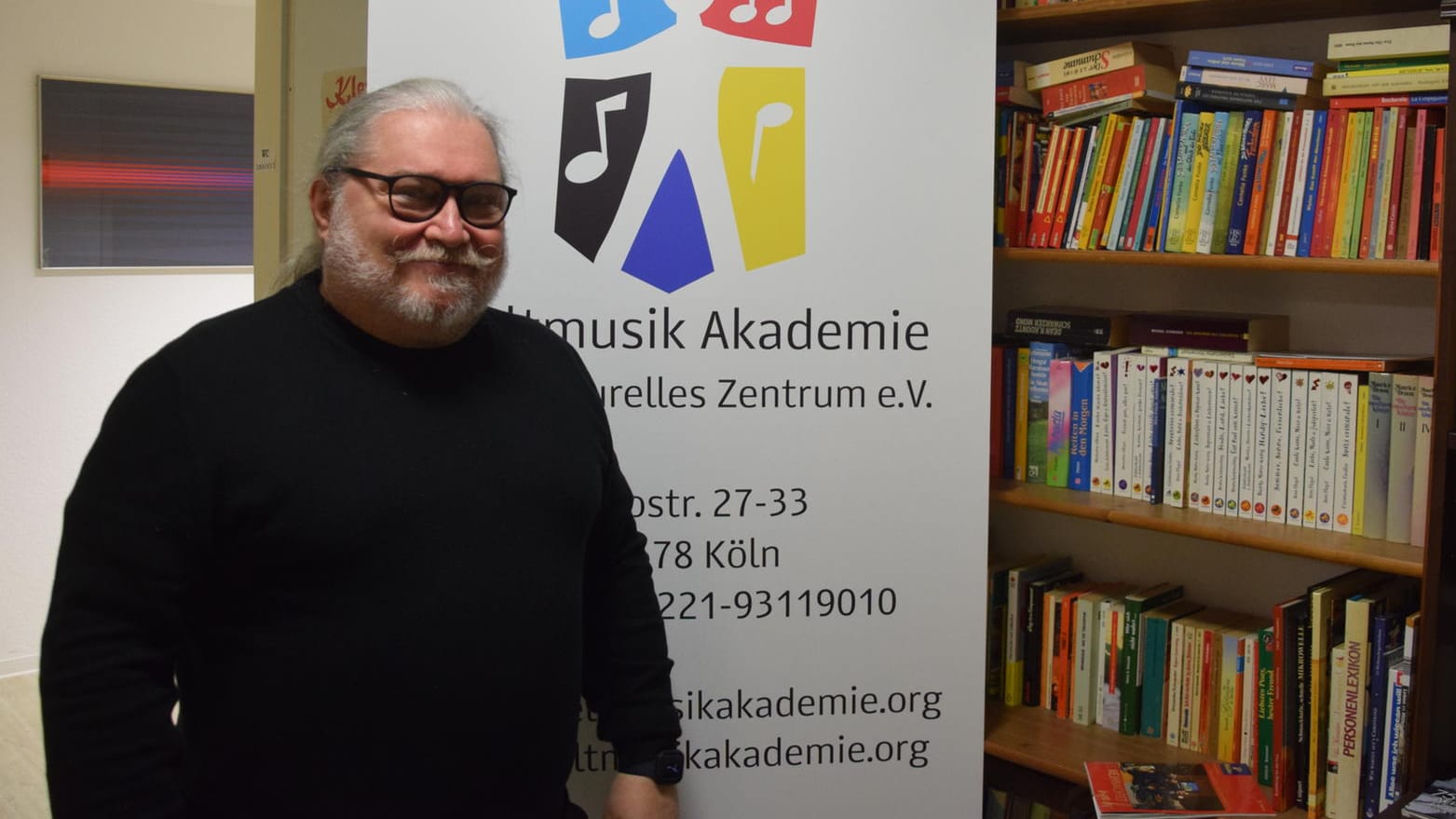 Igor Epstein: Er ist das Gesicht des Vereins "Weltmusik, Klezmer und Ästhetik Akademie Integration- und Begegnungszentrum e.V.".