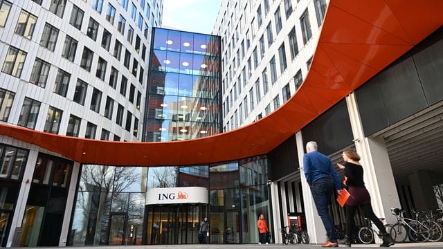 Die Direktbank ING gibt Kunden mehr Zeit für die Zustimmung zu neuen AGB. Die Direktbank ING gibt Kunden mehr Zeit für die Zustimmung zu neuen AGB.