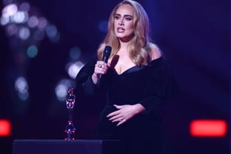 Mit "30" gelang Adele eine fulminante Rückkehr nach einer sechsjährigen Pause.