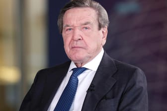 Gerhard Schröder (SPD/Archivbild): Er ist unter anderem Aufsichtsratschef eines russischen Unternehmens.