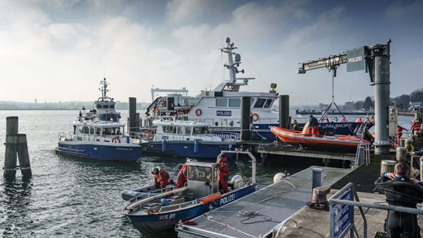 Wasserschutz- und Bereitschaftspolizei üben