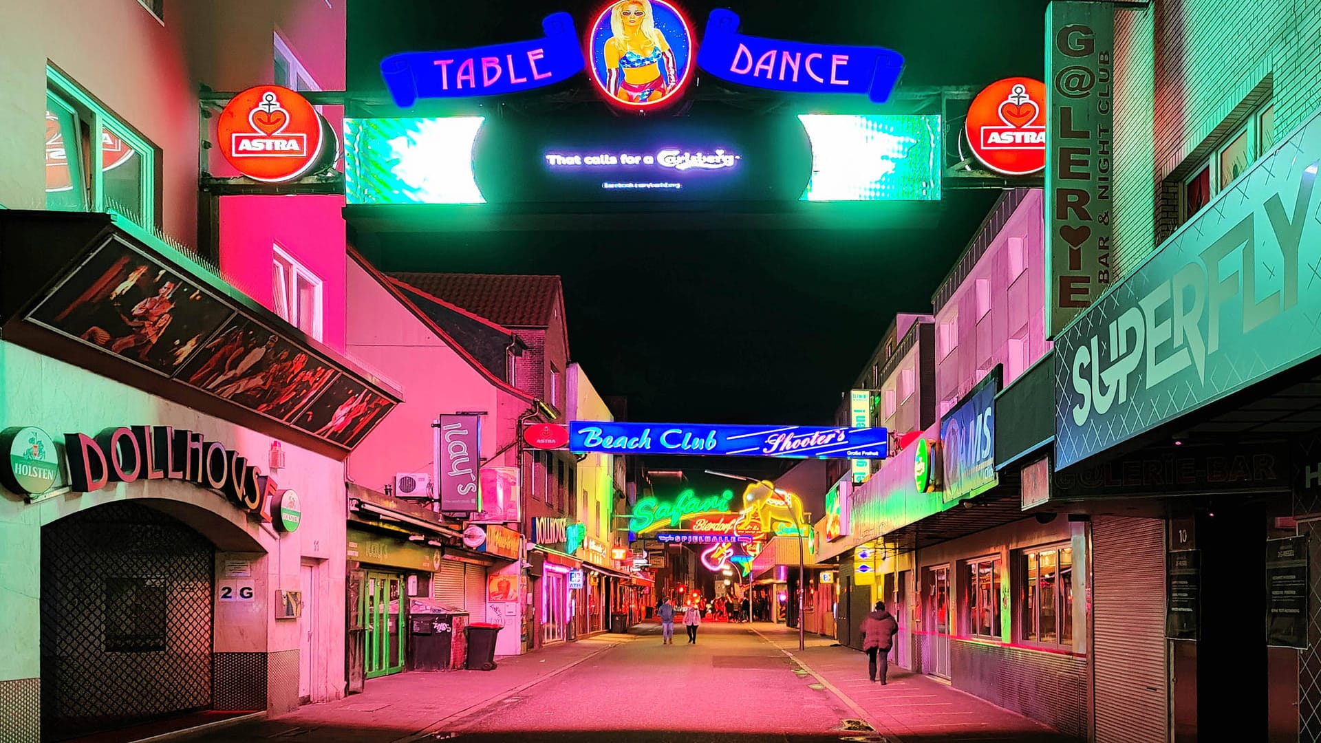Die Große Freiheit an der Reeperbahn in Hamburg (Symbolbild): So sexpositiv wie man denkt, ist Hamburg nicht. Die Große Freiheit an der Reeperbahn in Hamburg (Symbolbild): So sexpositiv wie man denkt, ist Hamburg nicht.