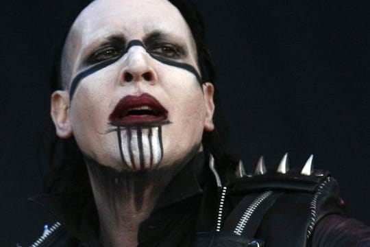 Mehrere Frauen machen dem Schockrocker Marylin Manson schwere Vorwürfe.