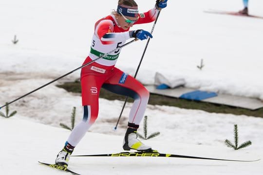 Die Norwegerin Maiken Caspersen Falla hat den Sprint-Weltcup in Drammen gewonnen.