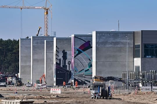 Die Baustelle der Tesla-Fabrik in Grünheide