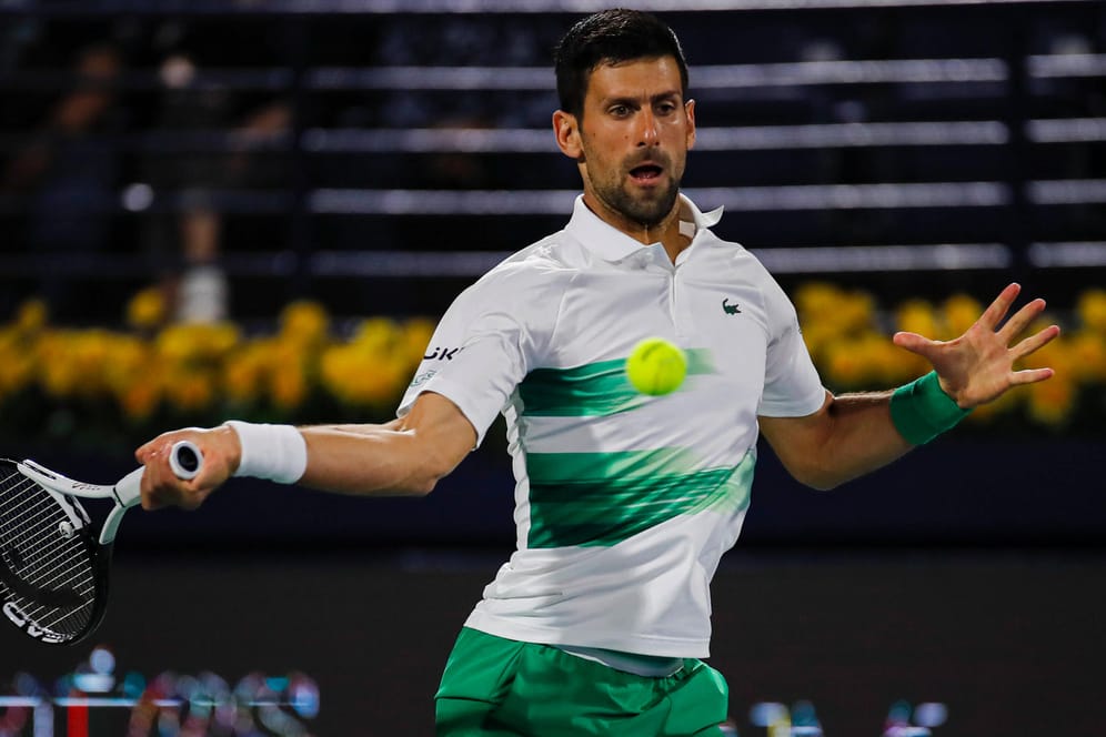 Novak Djokovic: Die ehemalige Nummer eins der Tenniswelt könnte an den French Open teilnehmen.
