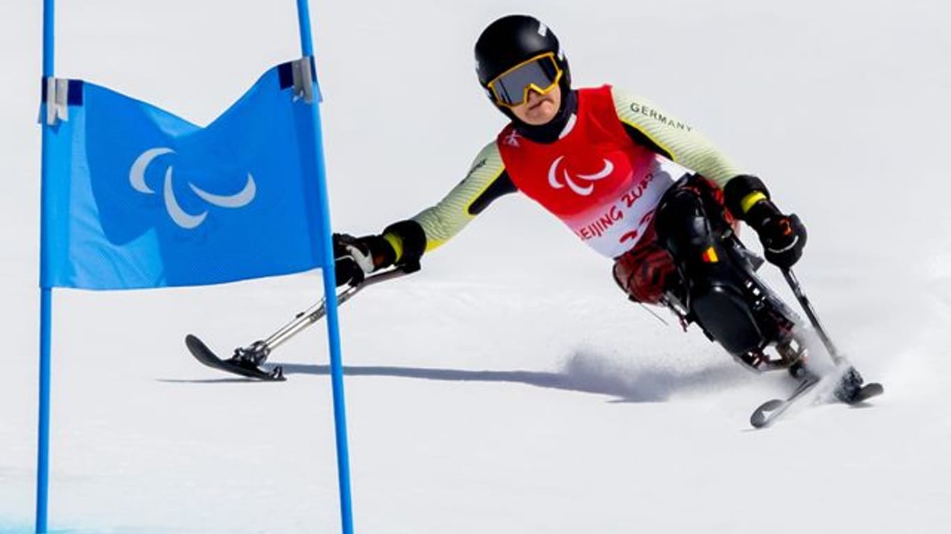 Monoskifahrerin Anna-Lena Forster ist Deutschlands Fahnenträgerin bei der Eröffnungsfeier der Paralympics in Peking.