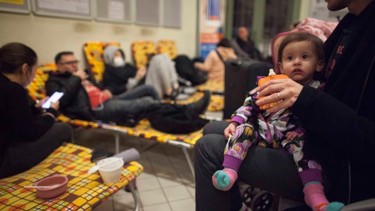 Ukrainische Flüchtlinge in Polen: Viele Deutsche wollen jetzt Schlafplätze anbieten.