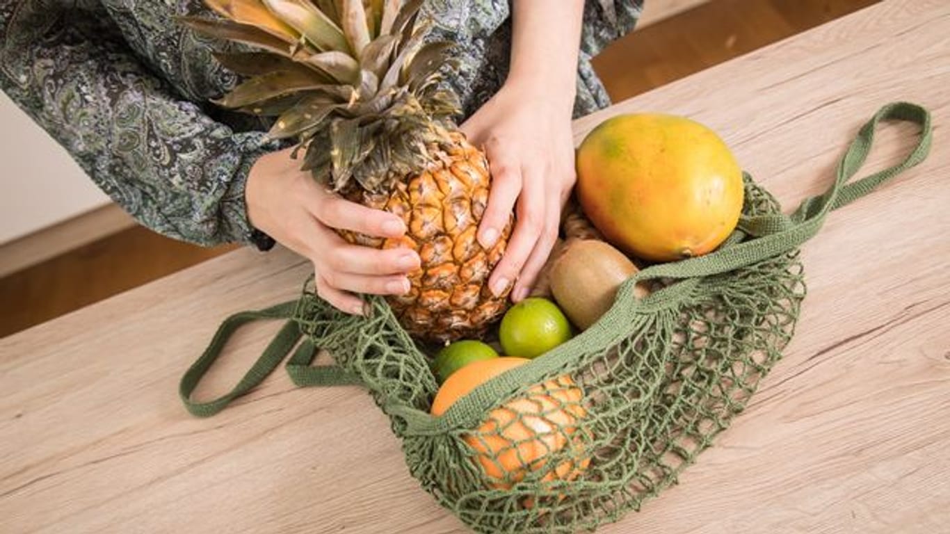 Reifegase im Obst führen dazu, dass Lebensmittel schneller verderben.