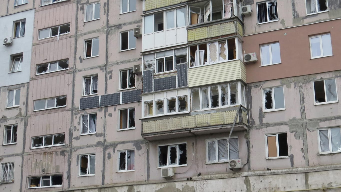 Zerstörtes Gebäude in Mariupol: Die Stadt ist derzeit ohne Strom- und Wasserversorgung.