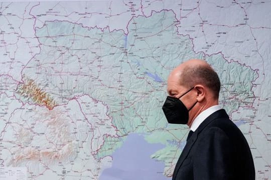 Olaf Scholz im Einsatzführungskommando der Bundeswehr in Schwielowsee.