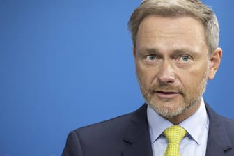 Pressekonferenz mit Christian Lindner: Finanzpolitisch die Luft abschnüren.