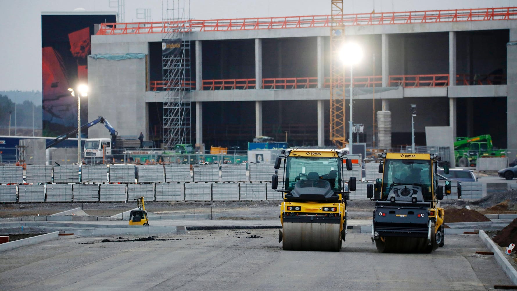 Tesla-Fabrik in Grünheide: Die Produktion kann bald starten.