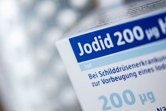 Jodtabletten sollten nur nach ausdrücklicher Aufforderung durch die Katastrophenschutzbehörden eingenommen werden - und nur in der von den Behörden genannten Dosis.