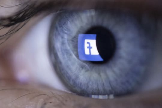 Facebook selbst hat mehrere russische Medien-Seiten bei Facebook abgeschaltet.