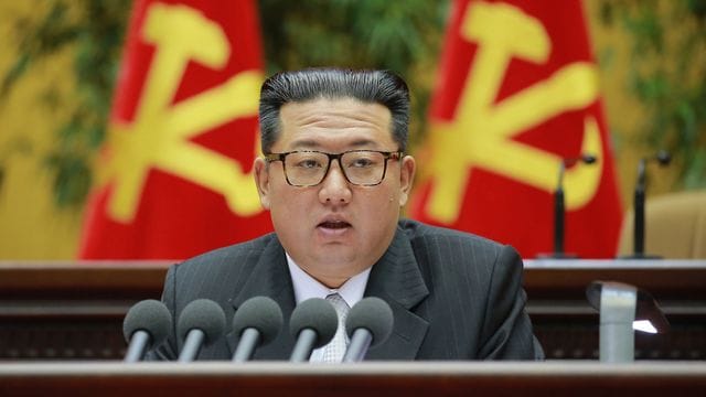 Nordkoreas Machthaber Kim Jong-un: Immer wieder droht der Diktator seinen Nachbarn mit ballistischen Raketen.