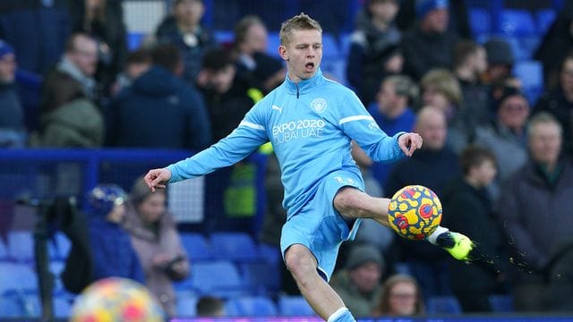 Der Ukrainer Oleksandr Sintschenko steht bei Manchester City unter Vertrag.