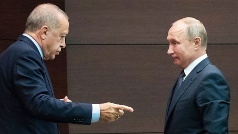 Wladimir Putin und Recep Tayyip Erdoğan haben sich beim Bau eines AKW in der Türkei geeinigt.